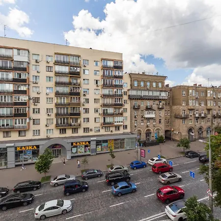 Lägenhet Dayflat Olimpiyska Area Kiev